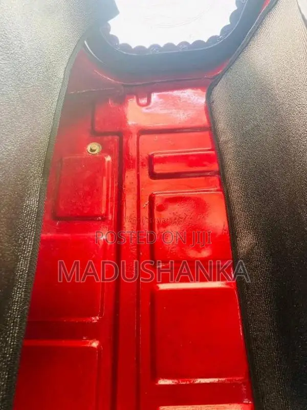 Bajaj 2 Stroke 2001 Three Wheel (Used)