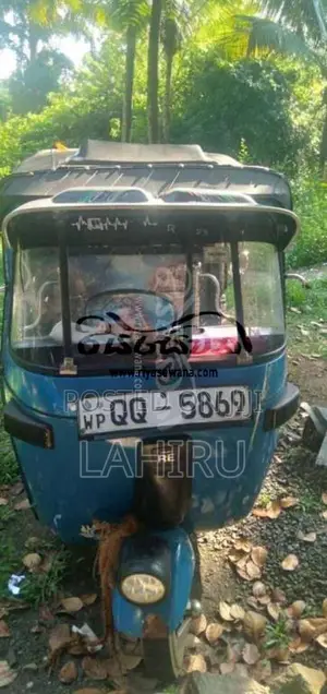 Bajaj 4 stroke 2008 Three Wheel (Used)