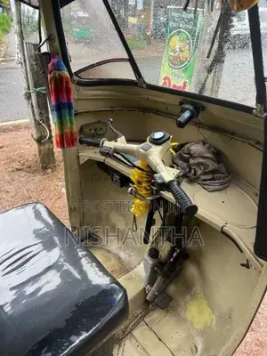 Bajaj 2 Stroke 1987 Three Wheel (Used)