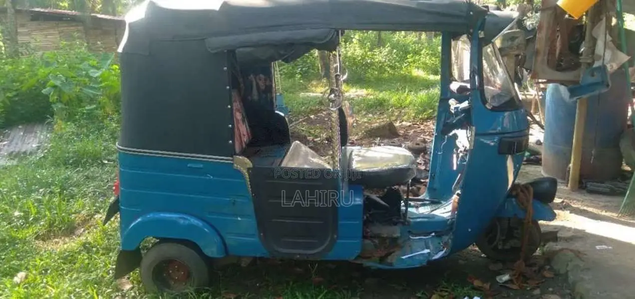 Bajaj 4 stroke 2008 Three Wheel (Used)
