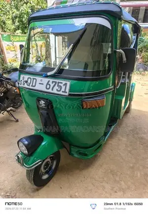 Bajaj 2 stroke 2006 Three Wheel (Used)