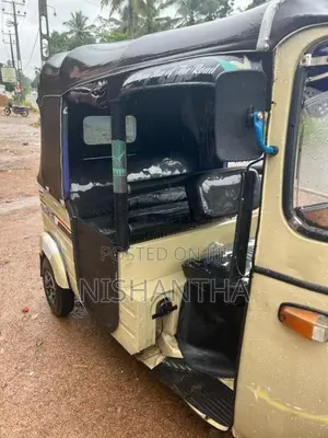 Bajaj 2 Stroke 1987 Three Wheel (Used)