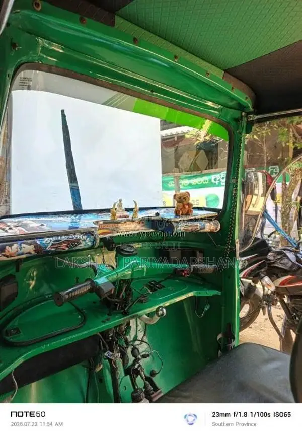 Bajaj 2 stroke 2006 Three Wheel (Used)