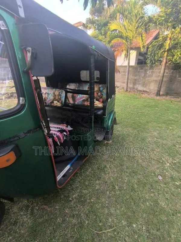 Bajaj 2 Stroke 2003 Three Wheel (Used)