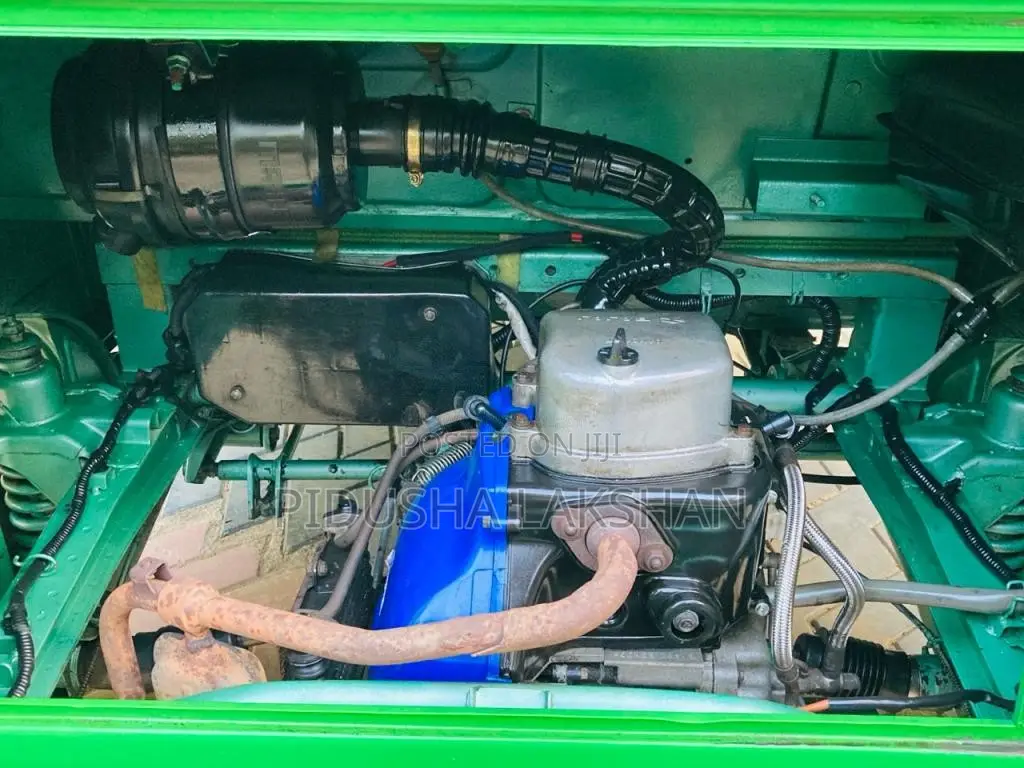 Bajaj 4 Stroke 2014 Three Wheel (Used)