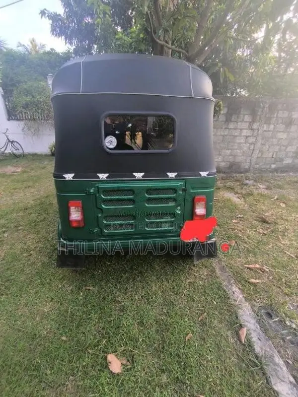 Bajaj 2 Stroke 2003 Three Wheel (Used)