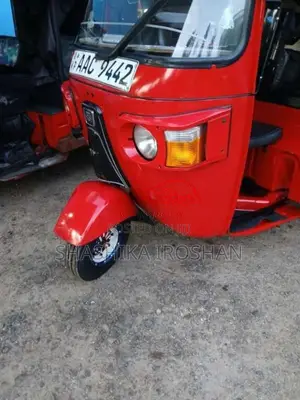 Bajaj 4 Stroke 2012 Three Wheel (Used)