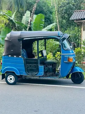 Bajaj RE 4 Stroke 2013 Three Wheel (Used)
