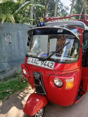 Bajaj 4 Stroke 2012 Three Wheel (Used)