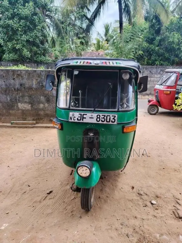 Bajaj RE 2004 Three Wheel (Used)