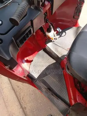 Bajaj 4 Stroke 2015 Three Wheel (Used)