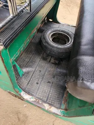 Bajaj RE 2004 Three Wheel (Used)
