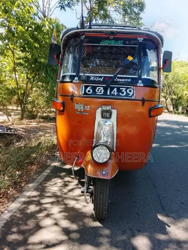 Bajaj RE 1992 Three Wheel (Used)