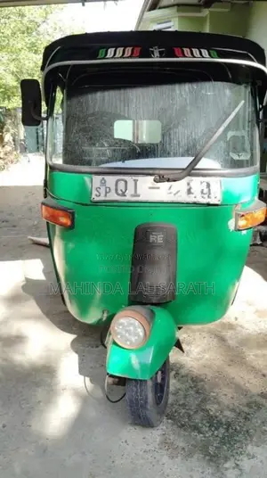 Bajaj 2 Stroke 2006 Three Wheel (Used)
