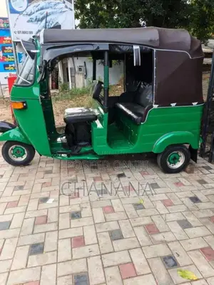 Bajaj 2 Stroke 2006 Three Wheel (Used)