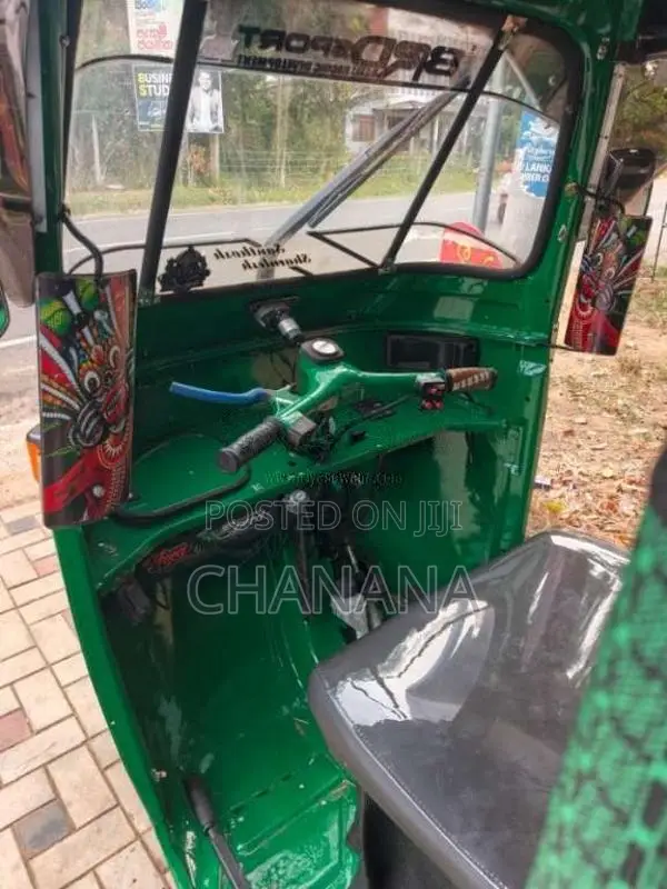 Bajaj 2 Stroke 2006 Three Wheel (Used)