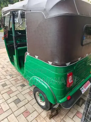 Bajaj 2 Stroke 2006 Three Wheel (Used)