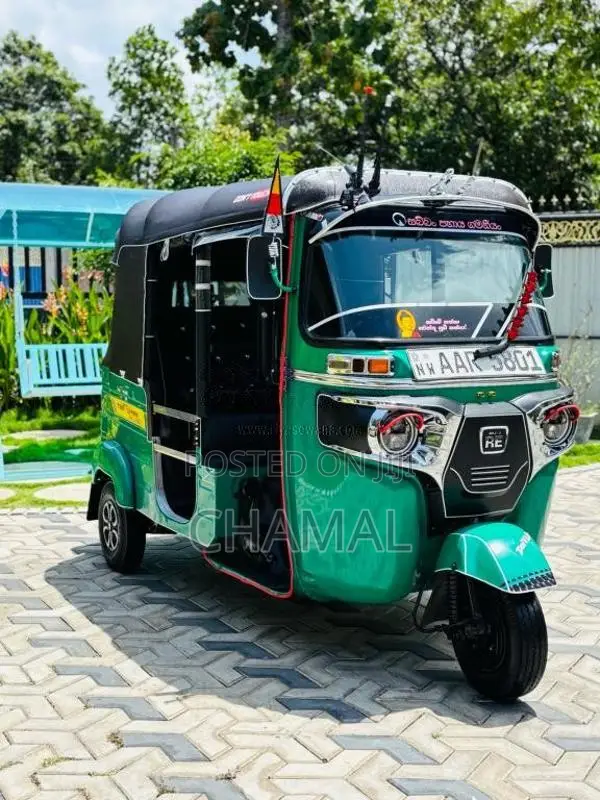 Bajaj 4 stroke 2014 Three Wheel (Used)