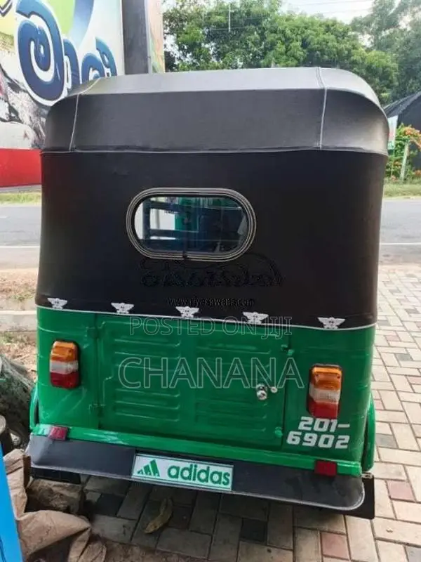 Bajaj 2 Stroke 1995 Three Wheel (Used)