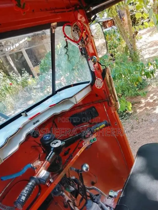 Bajaj RE 1992 Three Wheel (Used)