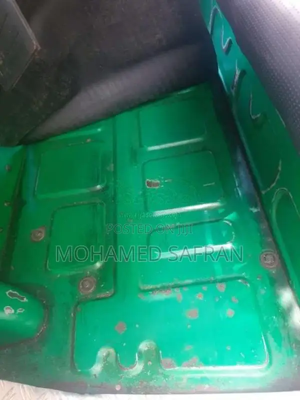 Bajaj 4 Stroke 2013 Three Wheel (Used)