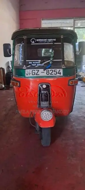 Bajaj 2 Stroke 2002 Three Wheel (Used)