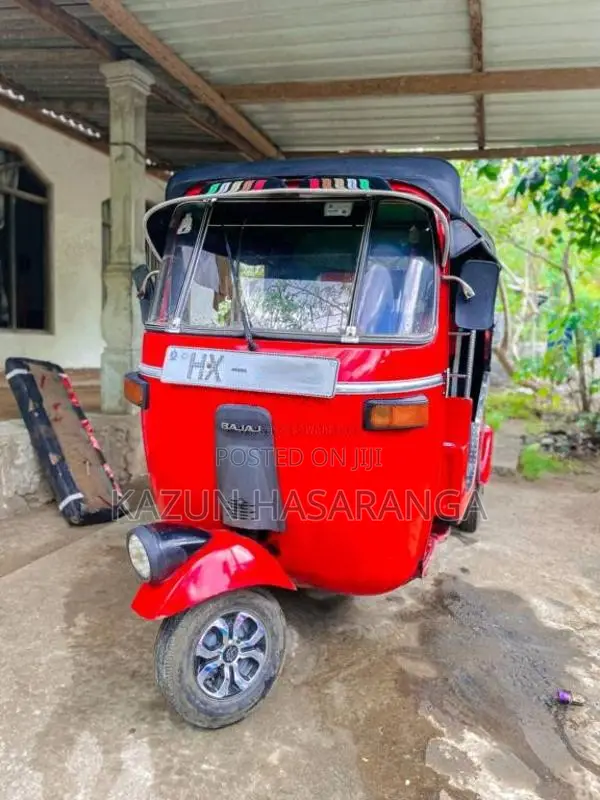 Bajaj RE 2 Stroke 2004 Three Wheel (Used)