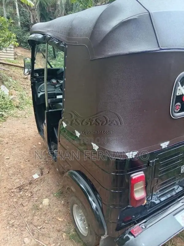 Bajaj RE 2015 Three Wheel (Used)
