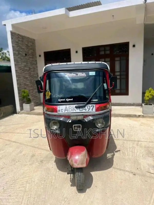Bajaj RE 205 2016 Three Wheel (Used)