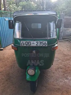 Bajaj RE 2005 Three Wheel (Used)
