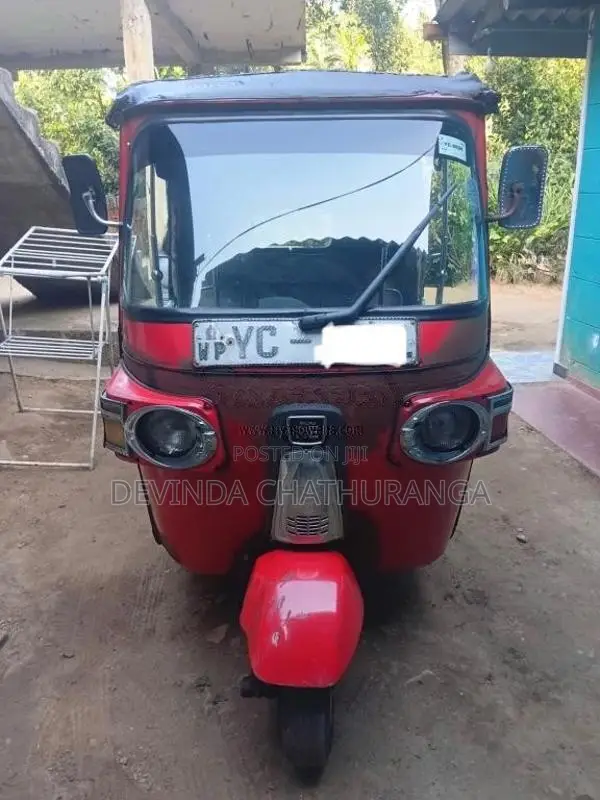 Bajaj RE 2010 Three Wheel (Used)