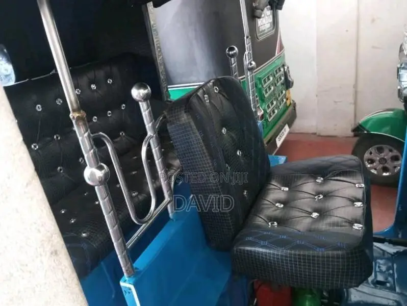 Bajaj RE 4 Stroke 2010 Three Wheel (Used)