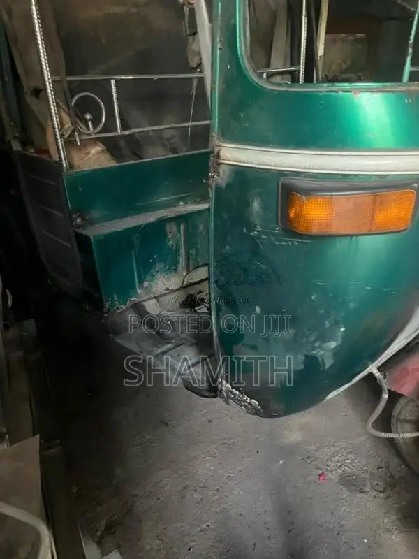 Bajaj 2 stroke 1992 Three Wheel (Used)