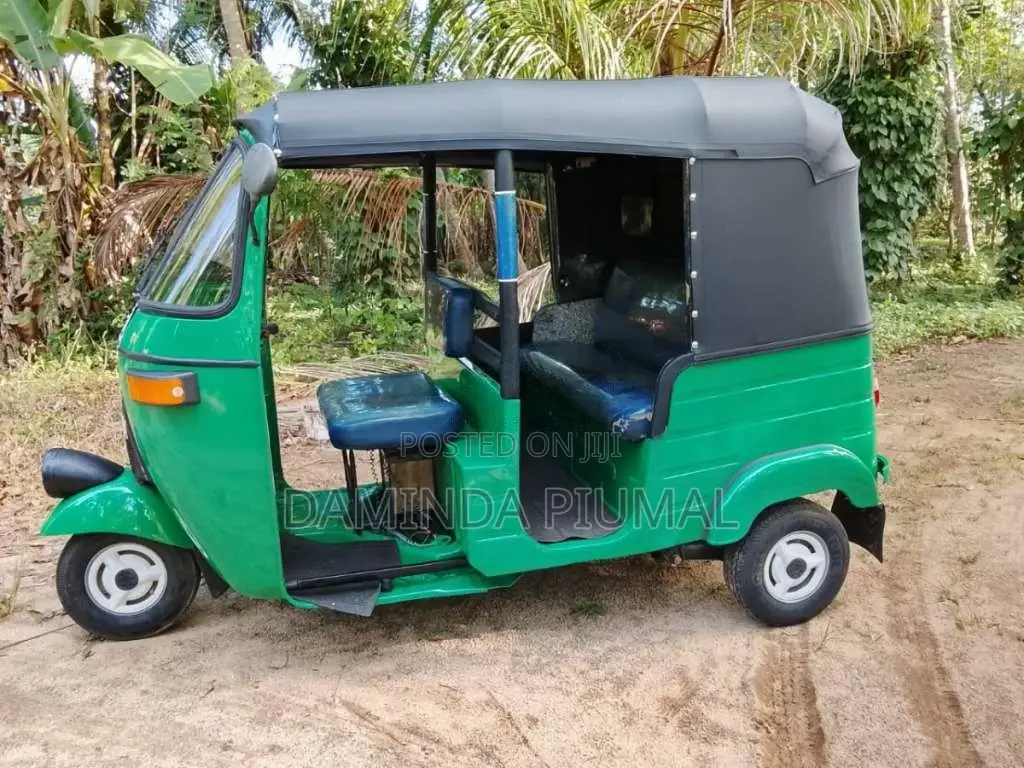 Bajaj 2 Stroke 2006 Three Wheel (Used)