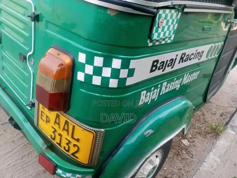 Bajaj RE 4 Stroke 2013 Three Wheel (Used)