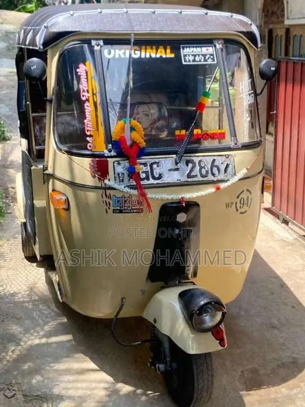 Bajaj 2 stroke 2000 Three Wheel (Used)