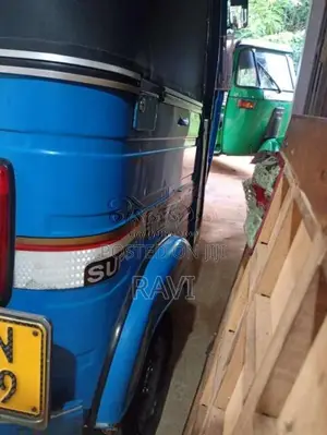 Bajaj RE 205 2014 Three Wheel (Used)