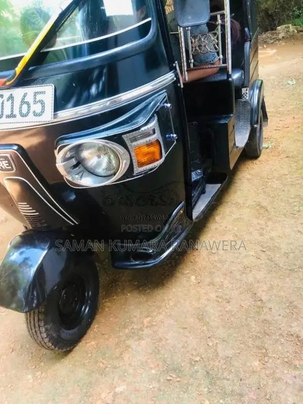 Bajaj 4 stroke 2013 Three Wheel (Used)