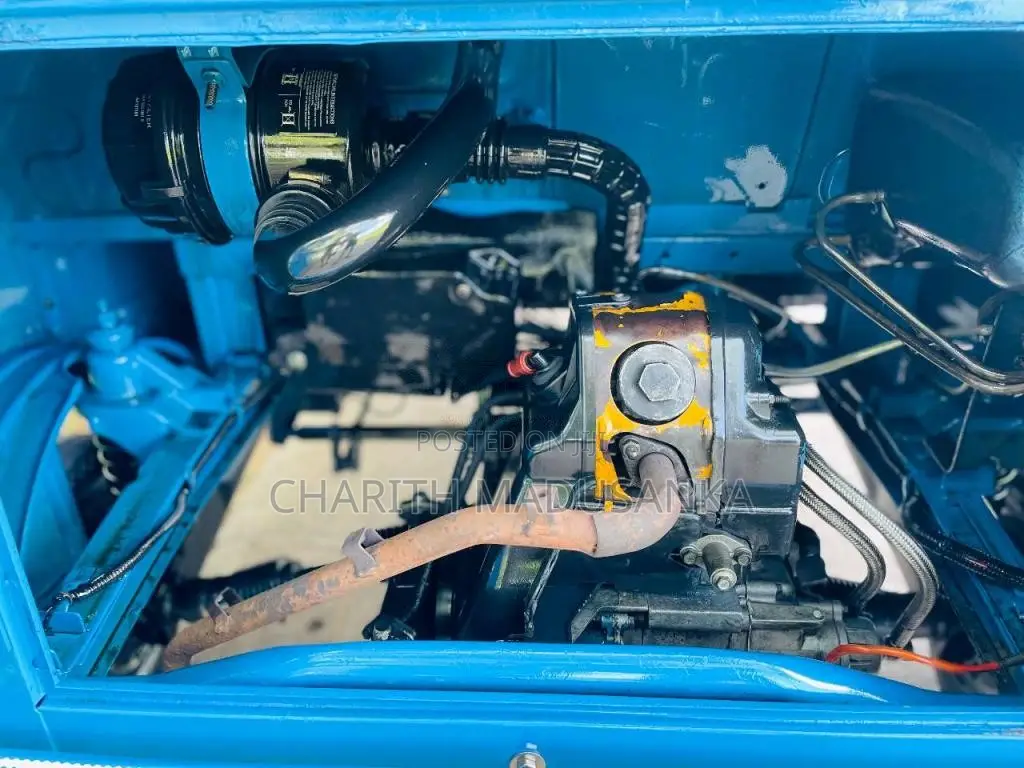 Bajaj RE 205 2011 Three Wheel (Used)