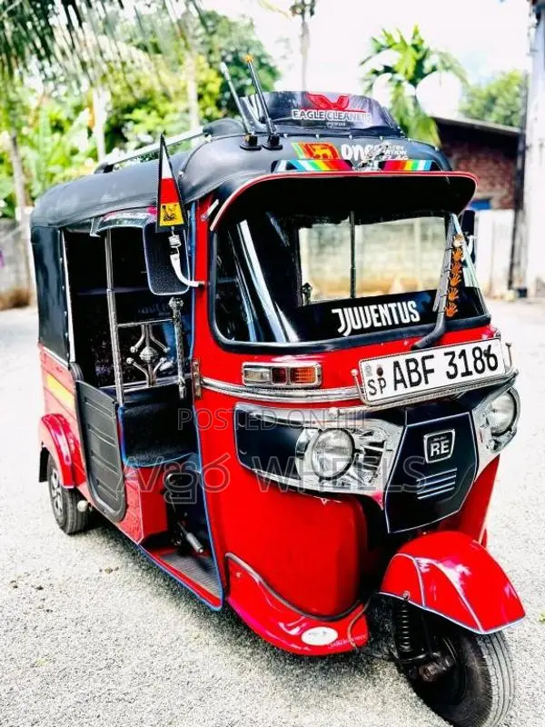 Bajaj RE 4 Stroke 2015 Three Wheel (Used)