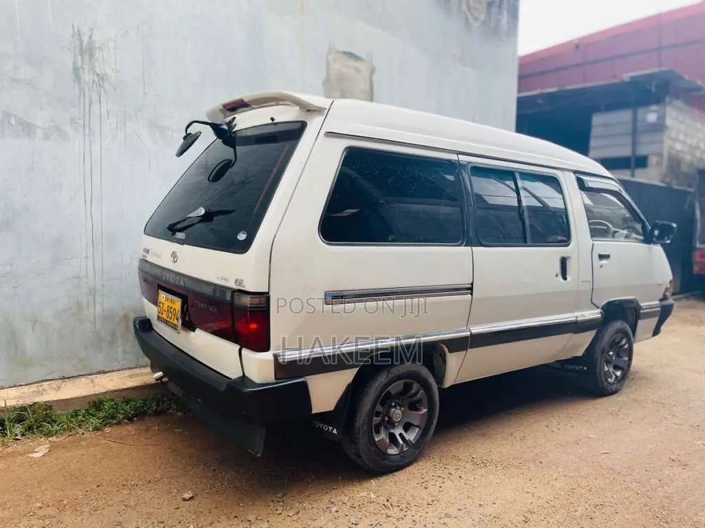 Toyota TownAce 1992 Van (Used)
