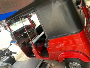Bajaj RE 2016 Three Wheel (Used)