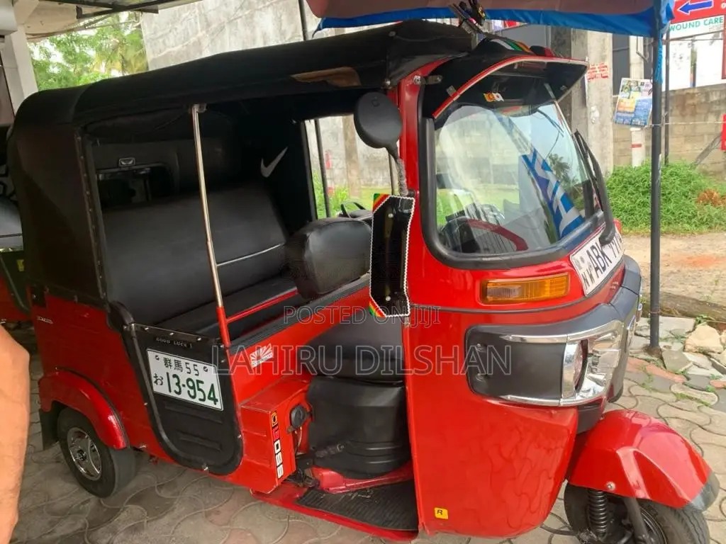Bajaj RE 2016 Three Wheel (Used)