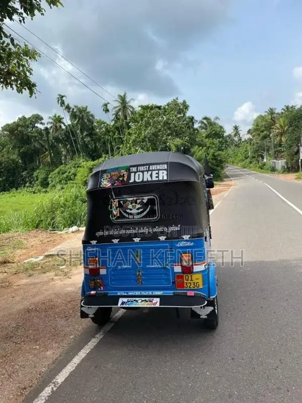 Bajaj RE 2006 Three Wheel (Used)