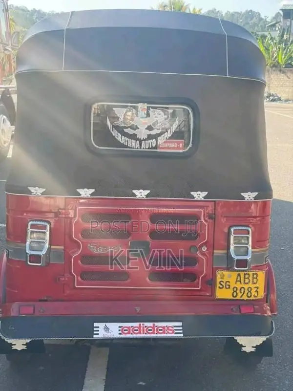 Bajaj RE 205 2015 Three Wheel (Used)