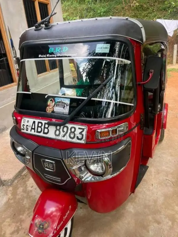 Bajaj RE 205 2015 Three Wheel (Used)