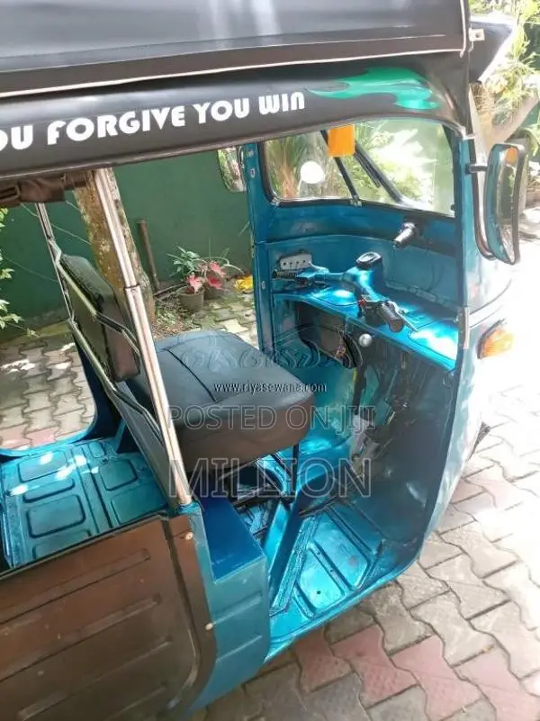 Bajaj RE 1995 Three Wheel (Used)