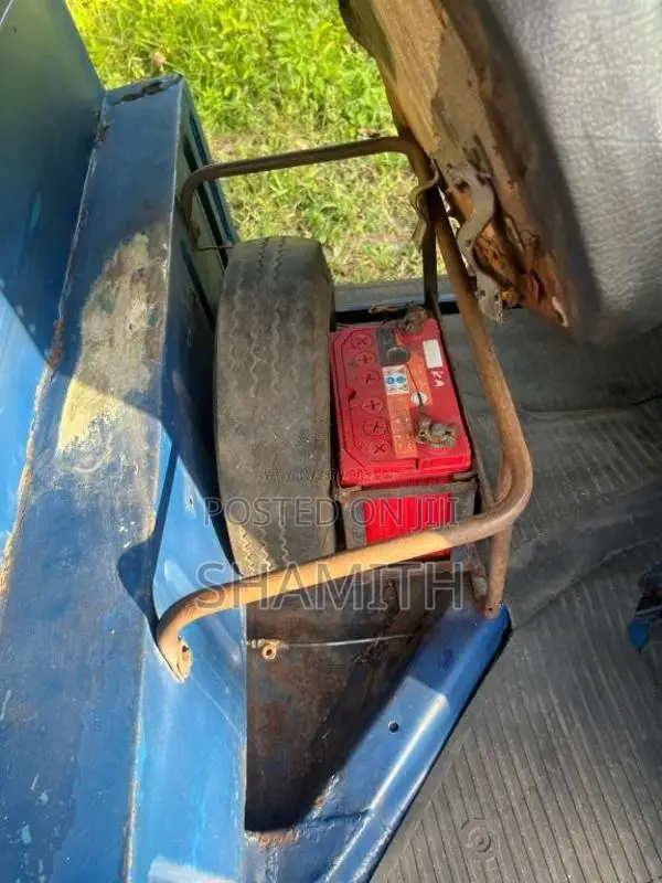 Bajaj 2 Stroke 1995 Three Wheel (Used)