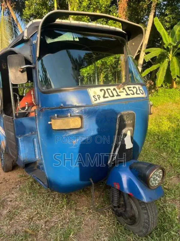 Bajaj 2 Stroke 1995 Three Wheel (Used)