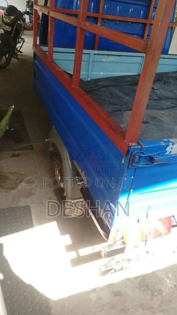 Piaggio Ape 2010 Three Wheel (Used)
